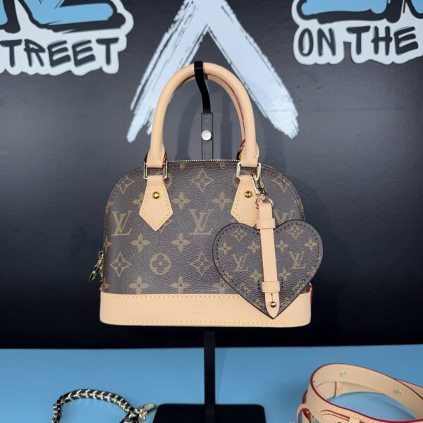 Louis Vuitton Alma BB
