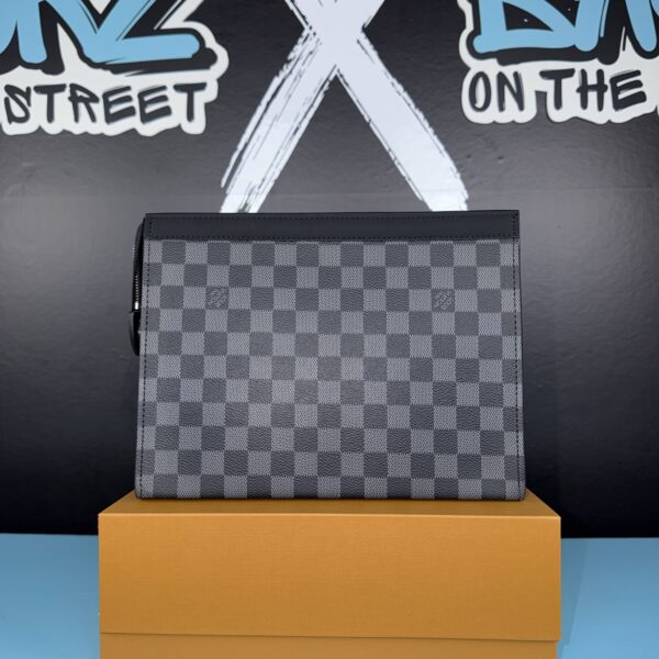 Louis Vuitton Voyage MM