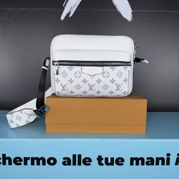 LV Trio Messenger